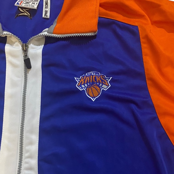Knicks Zipway warm up jacket. NWOT. Size XLT - Picture 5 of 8